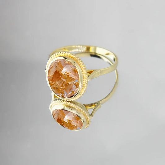 14K massief gouden ronde vintage stijl statement ring met gedraaide rand.