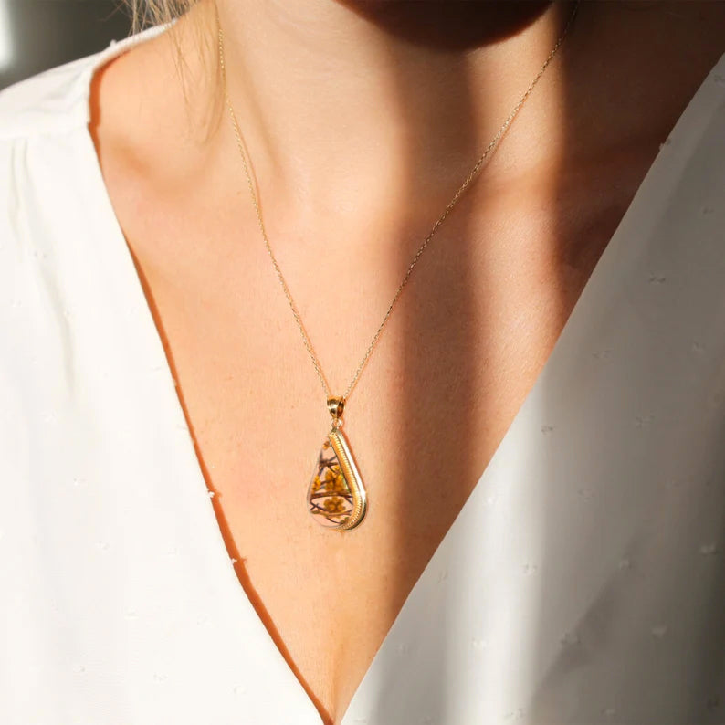 14k goud teardrop vintage stijl hanger met ketting met gedraaide rand big